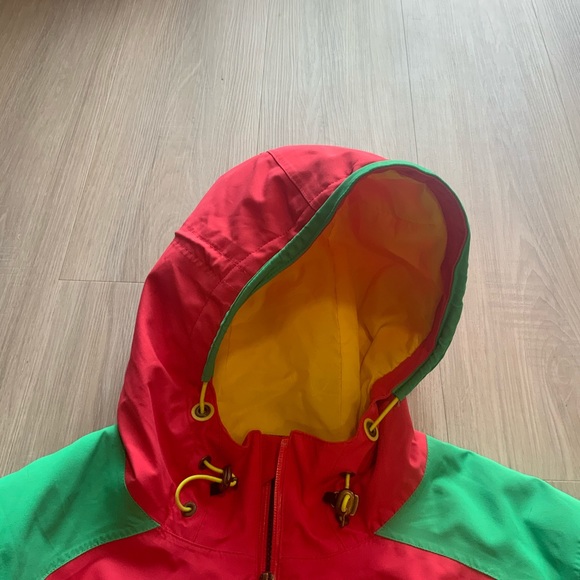 🏔 Chiemsee Bright Ski and Snowboard Jacket 🏔 - Picture 11 of 15